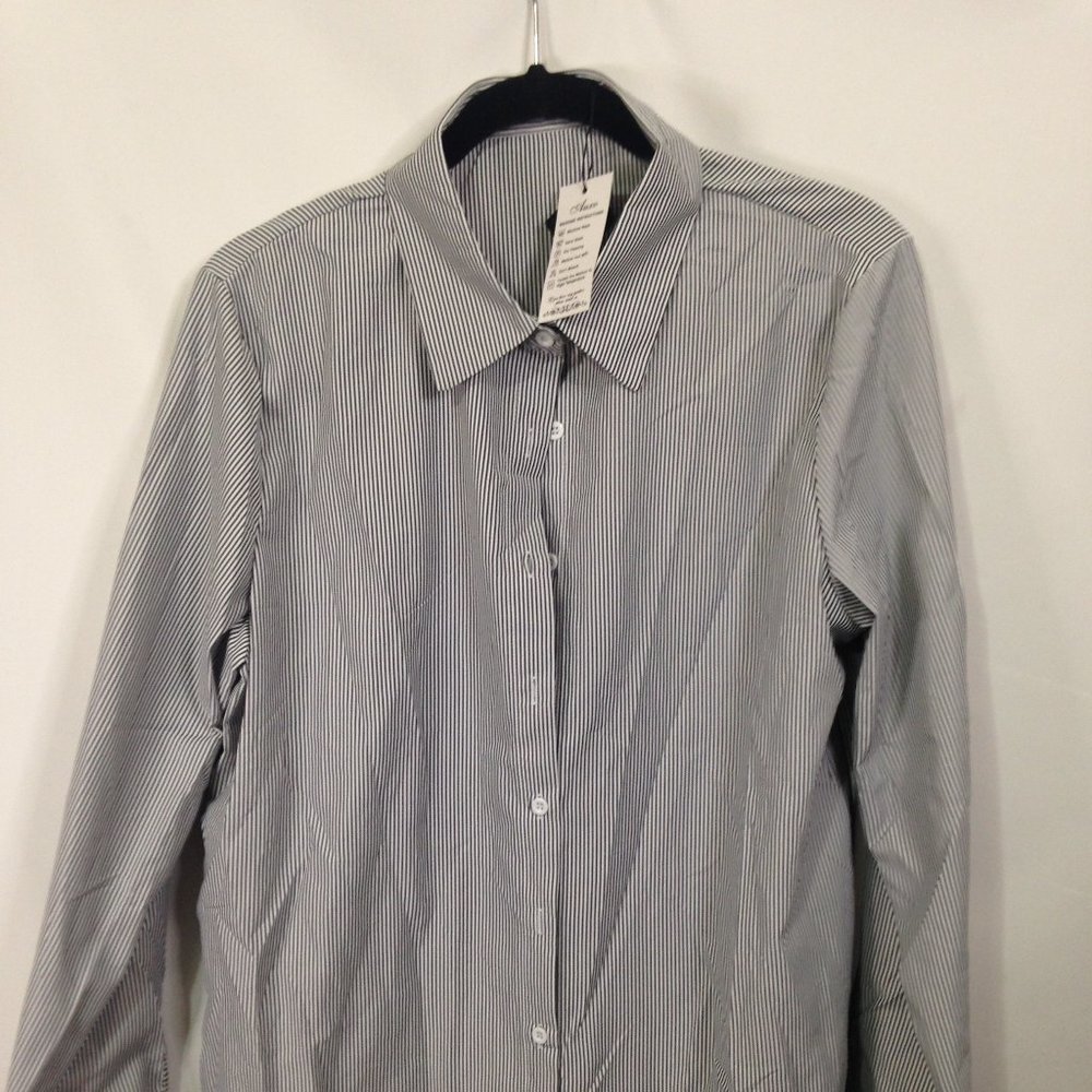 Woman's Auxo Collection Top